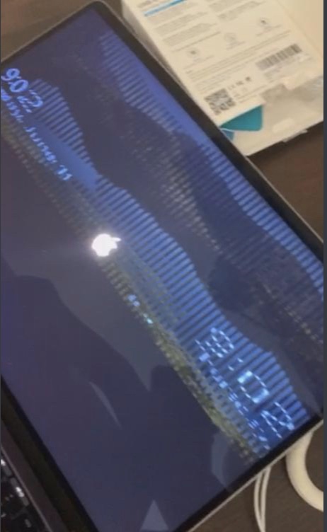 Windows  Bootcamp  Display issue 998e5bc9-17cb-4a3e-a39e-c14090ebb0d6?upload=true.jpg