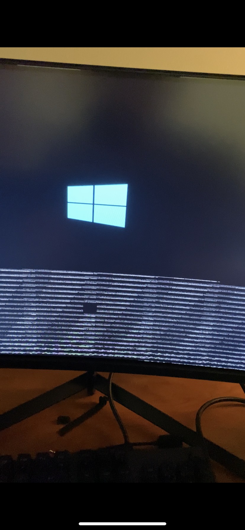 Screen freezes when trying to boot from usb with windows media creation tool 9d7258ce-1771-482b-9e21-91b6d1a0ffed?upload=true.jpg
