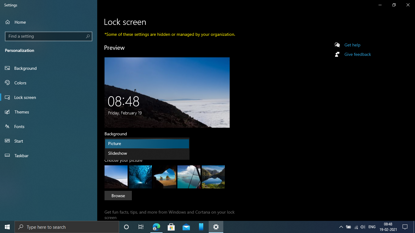 No Windows Spotlight option in lock screen settings a42deab3-5a39-43de-beb5-12022eb8a01c?upload=true.png