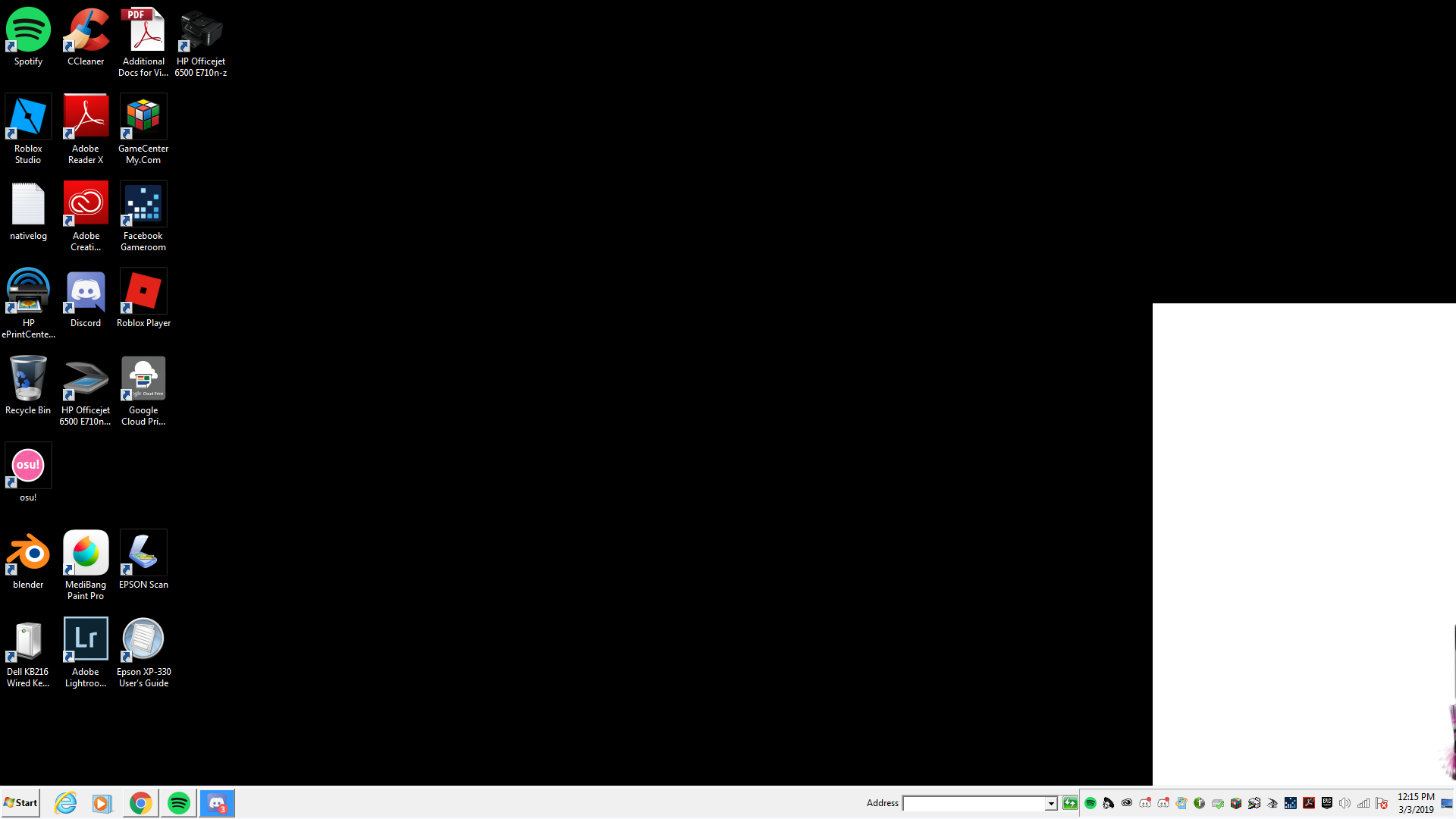 White rectangle on screen a7a19e76-c402-4b07-9f3a-f162fdd97aed?upload=true.png