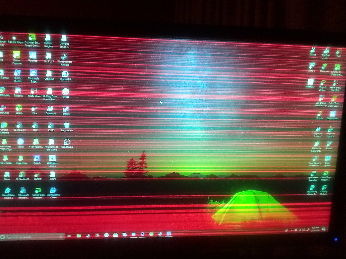 Horizontal red lines on monitor screen