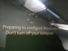 It has been like this for over 20 minutes, can't shut down laptop. Power button doesn't... adR6fczWVK8smbQPdD0HHuQfcqykFsDeWhAHF9jY9H8.jpg