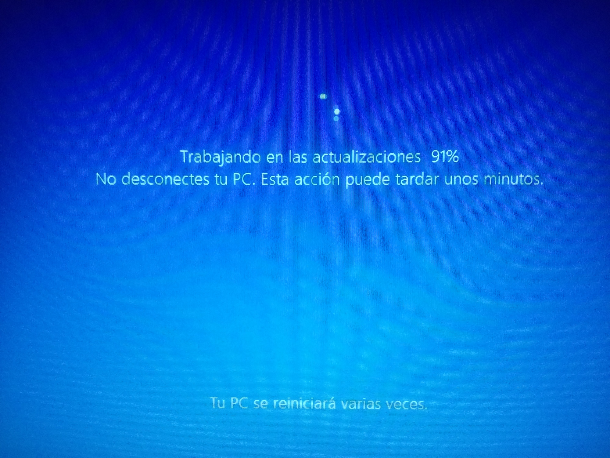 Al actualizar mi notebook con el Update 1903, se detiene la misma al 91% aef3d63f-e393-4664-9d5b-a83585b882bc?upload=true.jpg