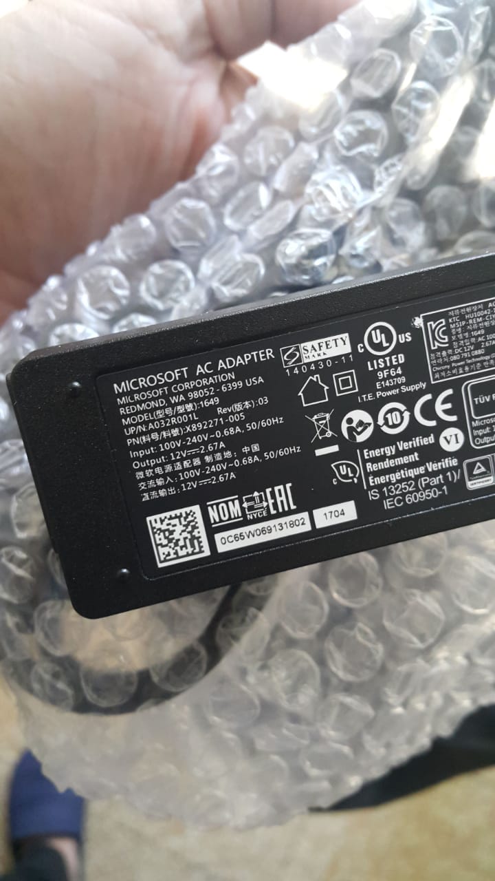 I want know if my Microsoft Kinect Adapter is genuine bda2e60d-c3c1-4741-8efd-98b3f65fb986?upload=true.jpg