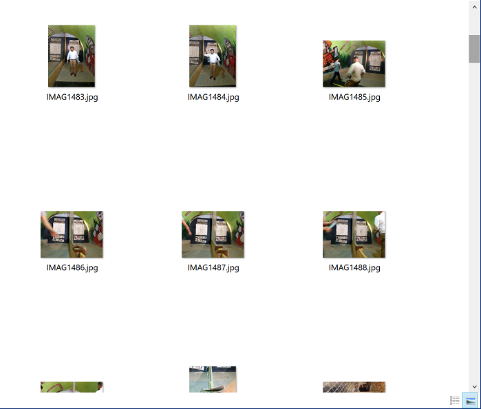 Why are large thumbnails in Win 10 file explorer so small and sparsely arranged on 4K... cffa0720-c253-4c91-a846-0dee845216b5?upload=true.png