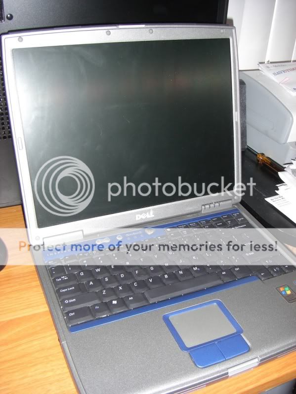 Why does my dell laptop precision 5680 shut off when I unplug it from the charger? CIMG9929.jpg