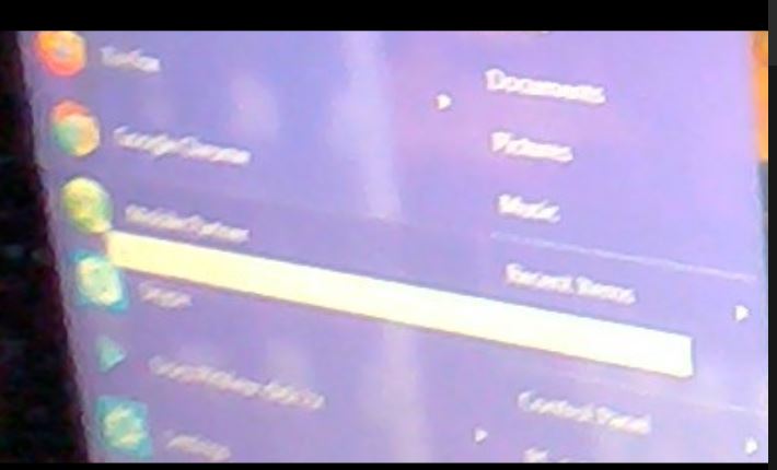 Windows Security systray icon has NO popup description on hover or right click menu capability. criptive-windows-classic-shell-icons-when-hovering-1909-a-descriptive-white-window-when-hovering.jpg