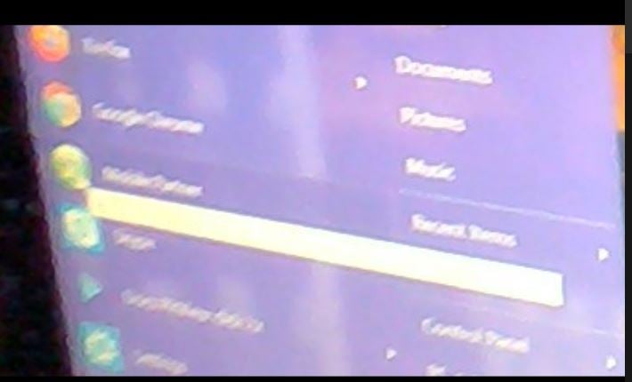 Windows Security systray icon has NO popup description on hover or right click menu capability. criptive-windows-classic-shell-icons-when-hovering-1909-a-descriptive-white-window-when-hovering.jpg