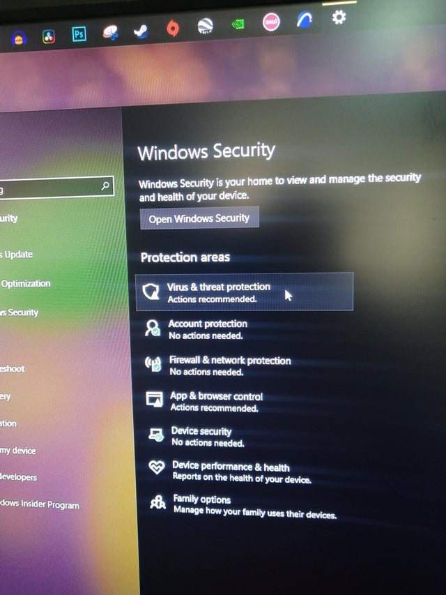 Can't open Windows security. After I click on this, nothing happen. Any ideas? cvi0ltccxqq61.jpg