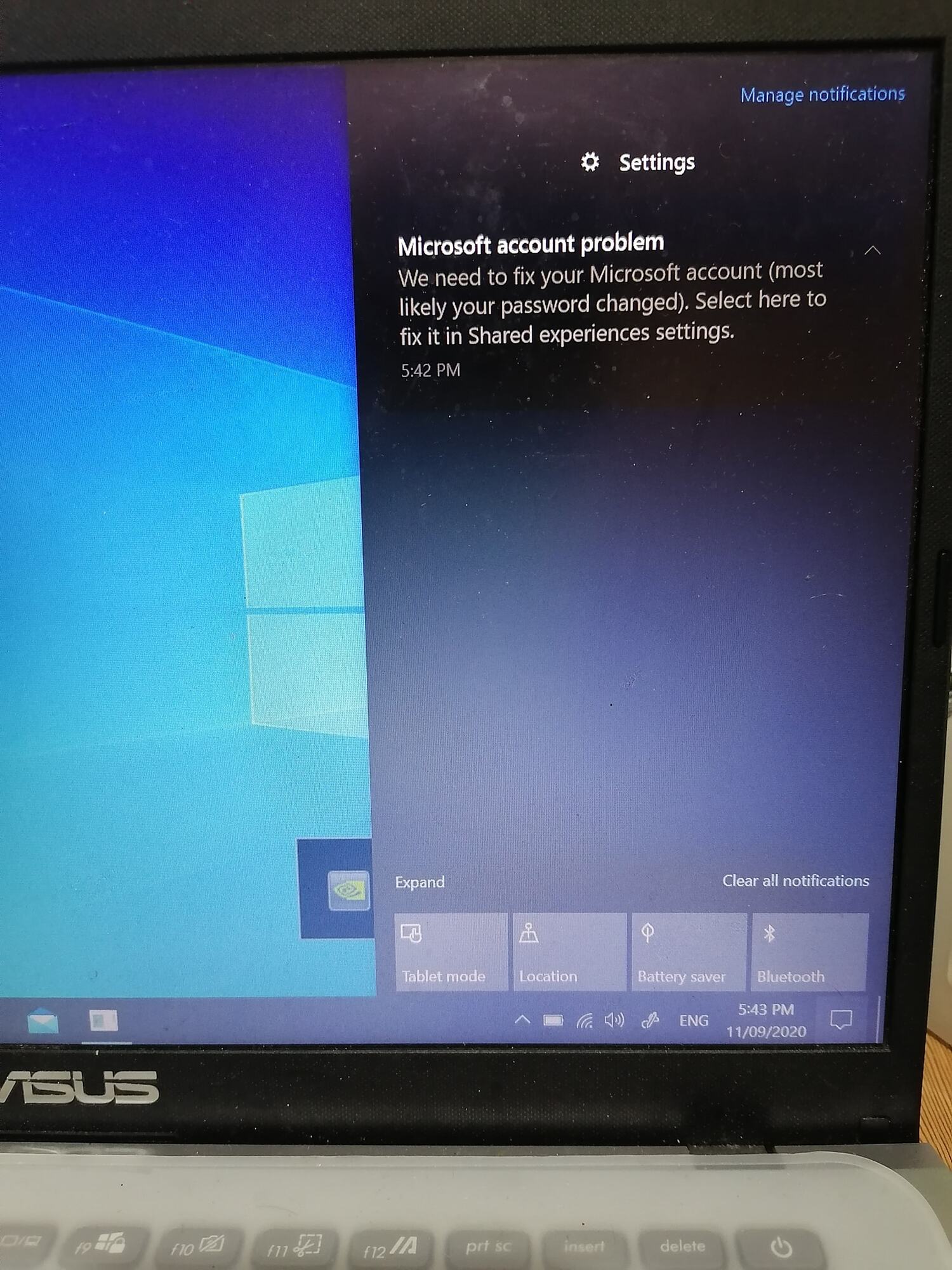 Different Windows Interface ? d0d47112-dc66-4607-bbba-526862af2f50?upload=true.jpg