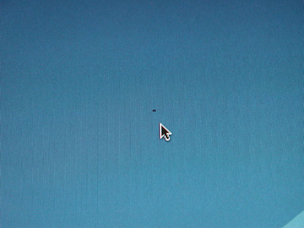 Unidentified Black Ball of Pixels that move upon applying pressure to it on the screen DOkafIp.jpg