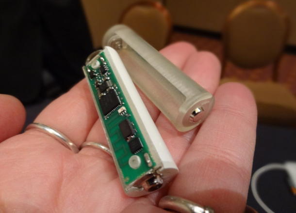 Battery of bluetooth devices DSC01703-001_610x440.jpg