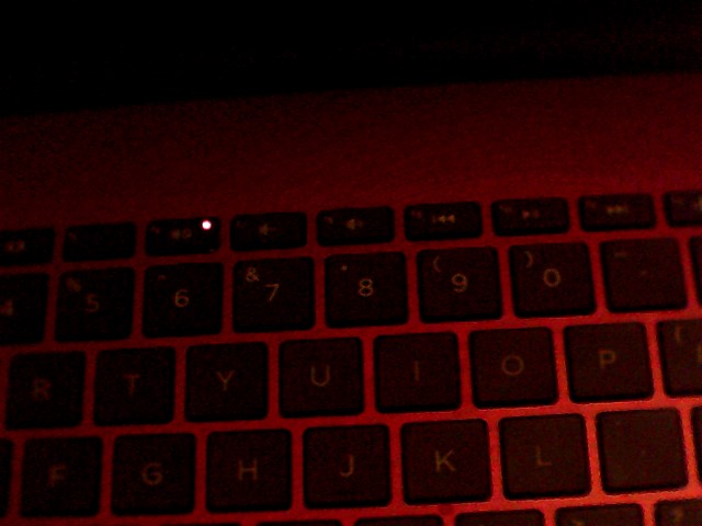 Keyboard e186df29-5dd8-43d3-80bd-33f3f5b45874?upload=true.jpg
