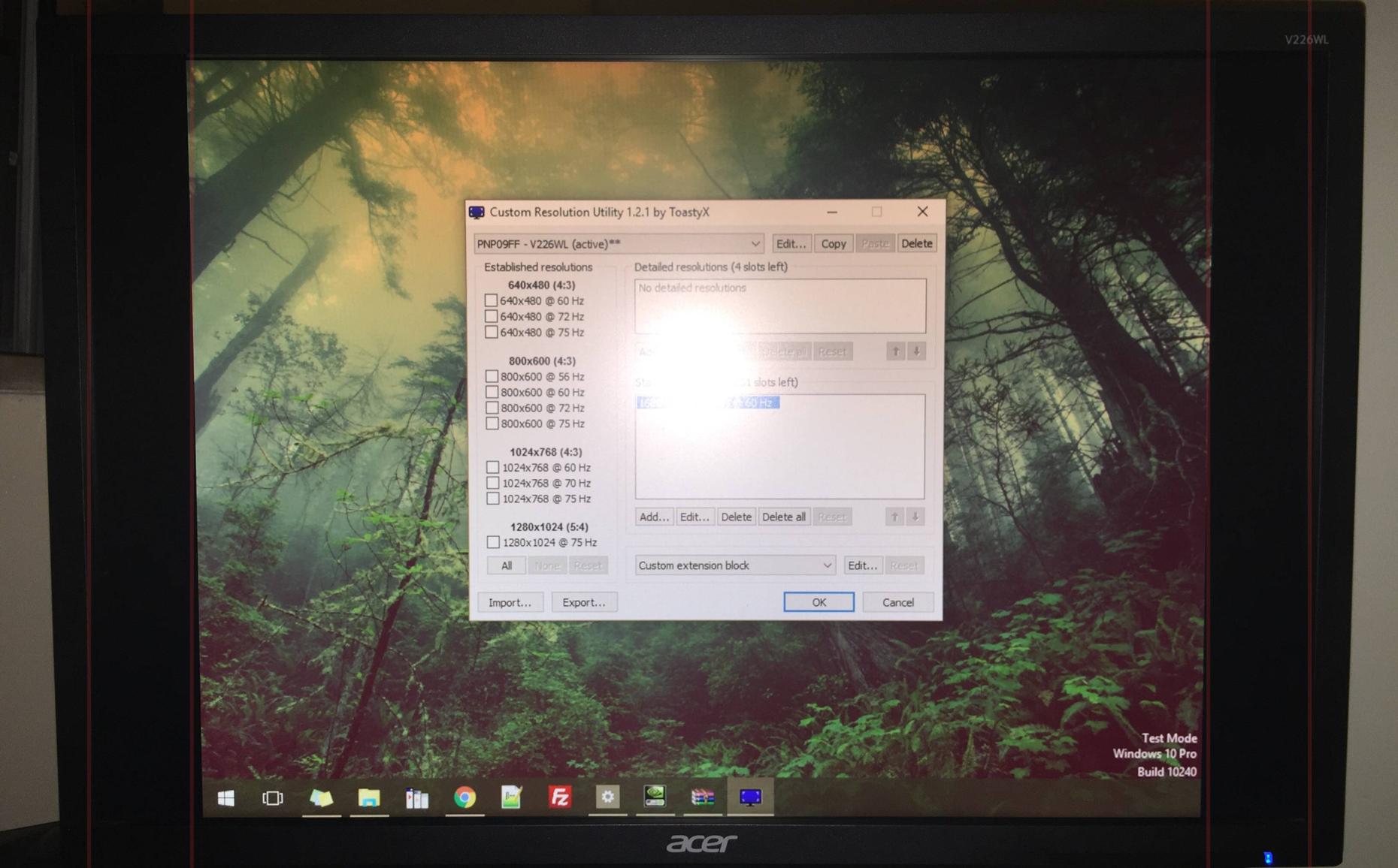Using a Surface Go as a secondary monitor, there is no option for the native resolution of... e3Dot.jpg