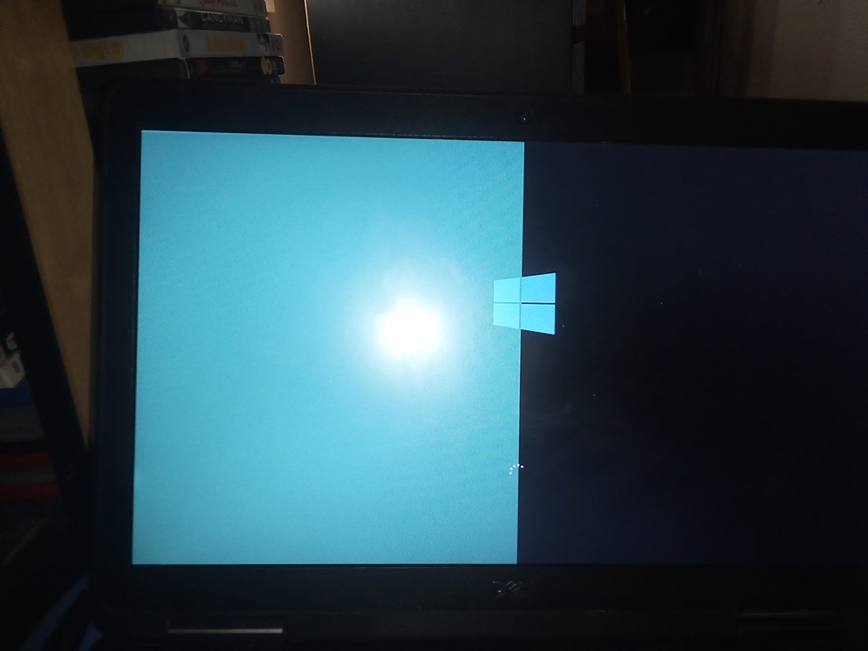 Green lines on my laptopp ece64223-a404-43a6-8c63-082ab7674a5e?upload=true.jpg