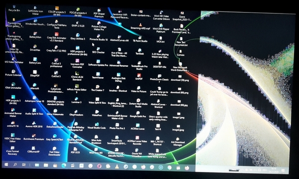 Is there anything I can do to solve this screen problem? eed616d4-f794-4ecd-a47b-9f490edf1643?upload=true.jpg