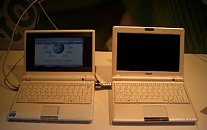 Which Windows OS for my Asus Eee PC 900? eee-pc--cimg1699--comparison-up_thm.jpg