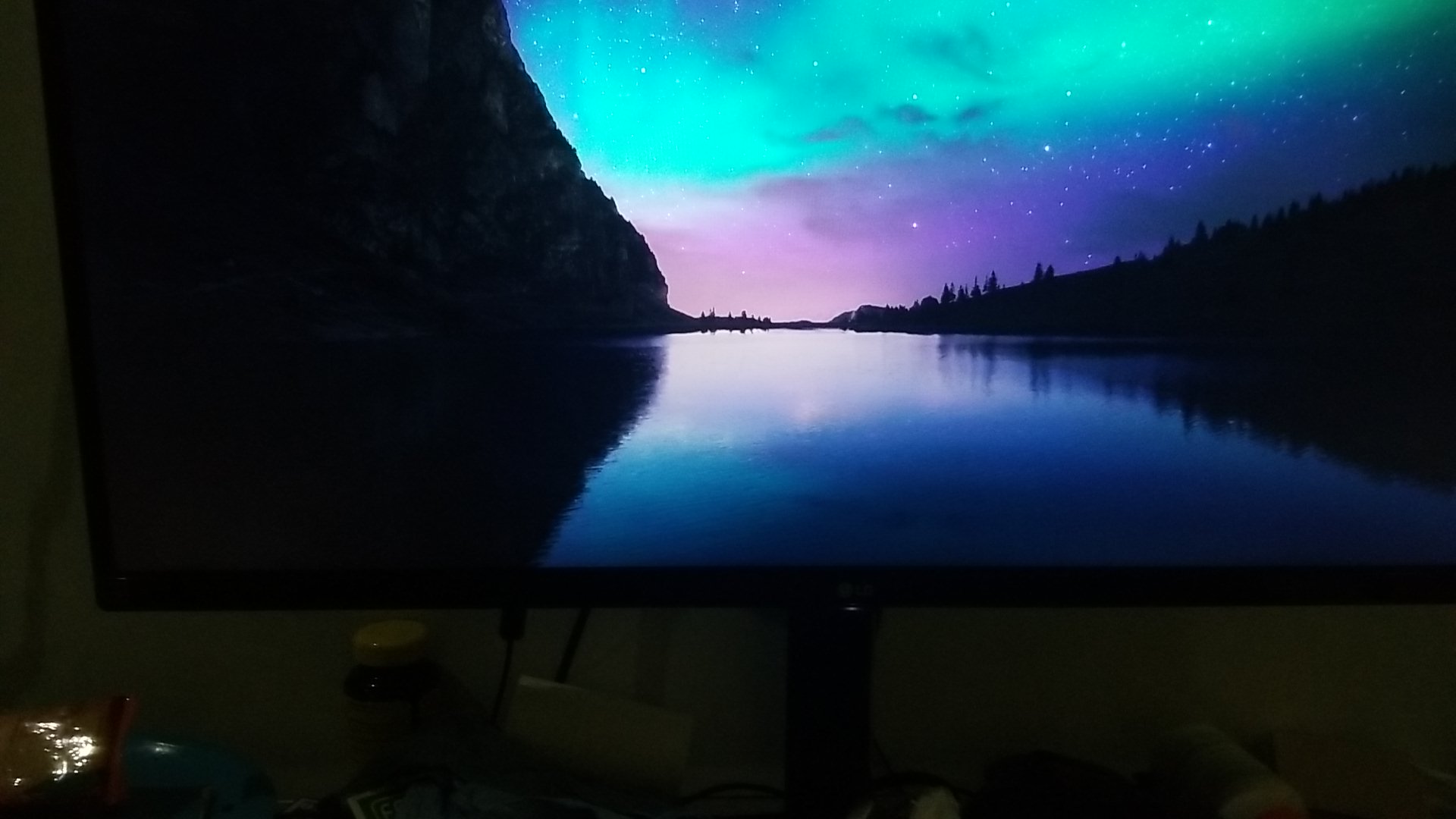 desktop icons dissapear with start menu f1876c55-6a30-4baf-8d35-46855e56d2a5?upload=true.jpg