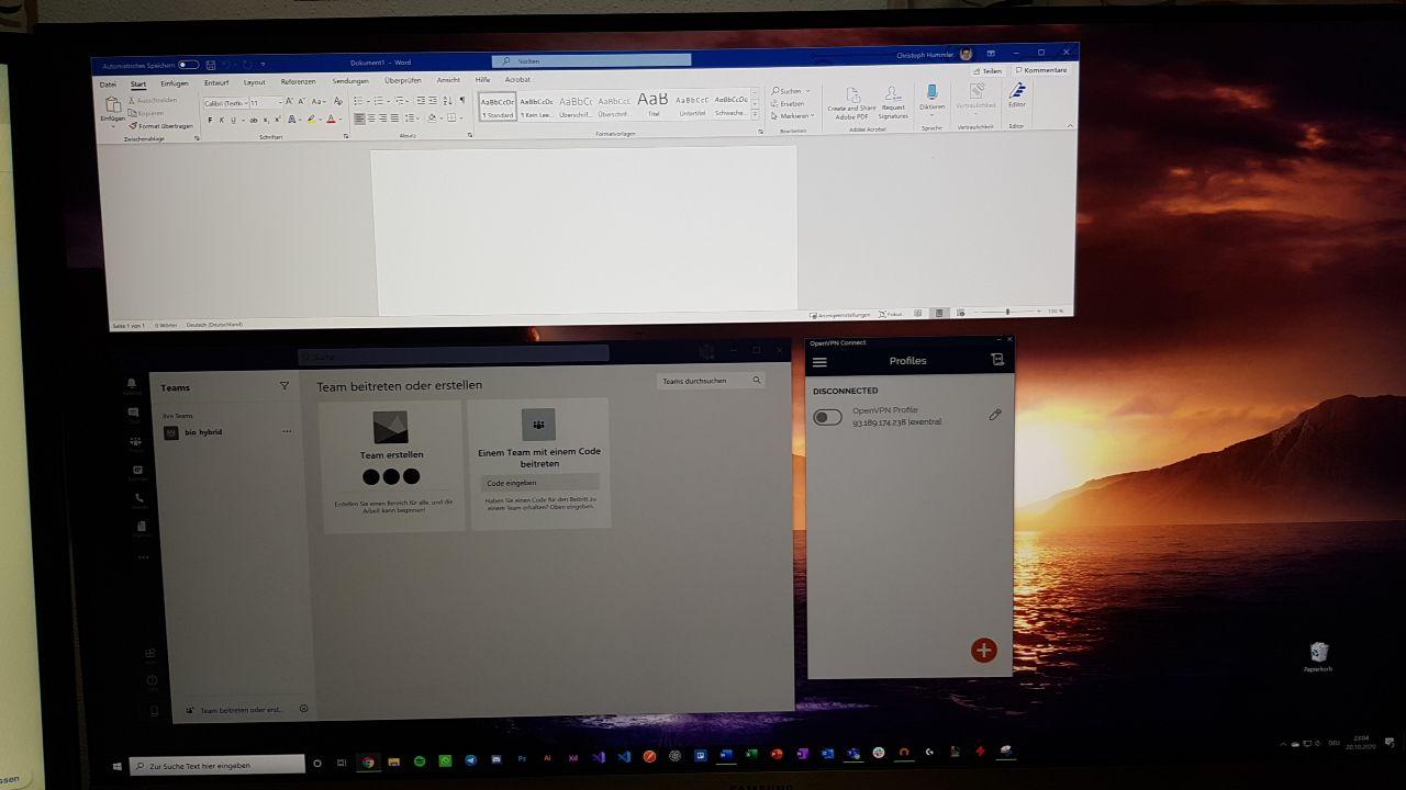 Why are some windows greyed out on Windows 10? f2aaba17-b5f2-4ee8-9cc8-76fdd85ee6ad?upload=true.jpg
