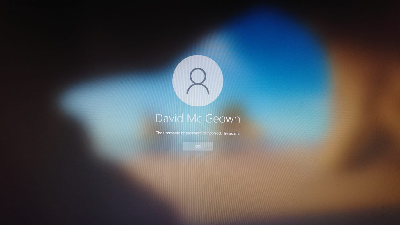 2 users displayed at login but only one user occurred when trying to disable password login f3ea5952-67a6-480e-b774-7c83747d1d1e?upload=true.jpg