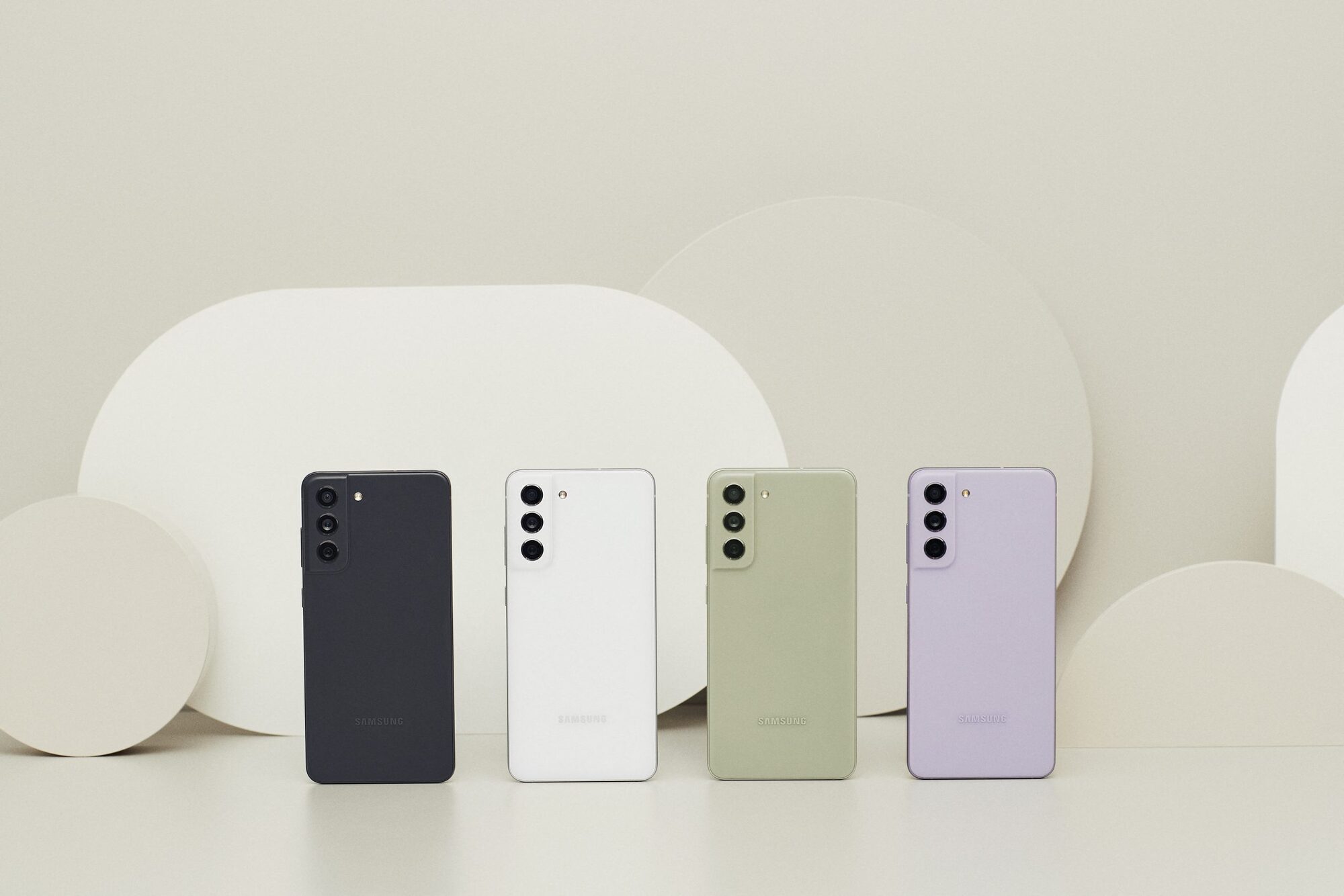 I have just had to return a GlaxyS20 and now a Galaxy S21 since January 2024 Galaxy-S21-FE_Lifestyle-Product-17-scaled.jpg