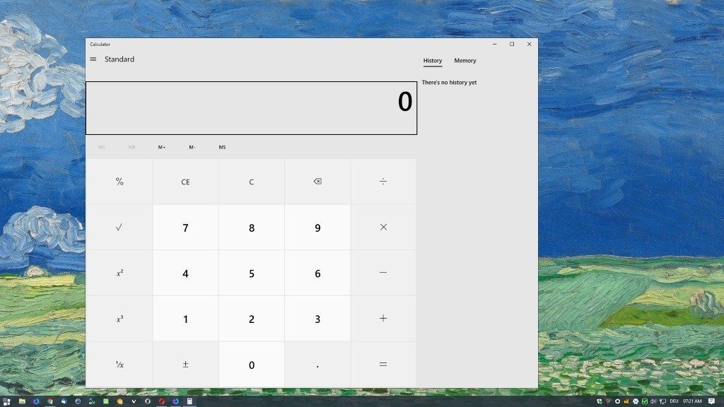 What is up with the huge Calculator in Windows 10, Microsoft? giant-calculator-windows-10.jpg