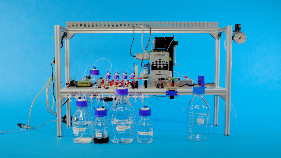 Microsoft and UW demonstrate first fully automated DNA data storage hello-data-dna-storage-atcg-automation-sytem-960x540.jpg