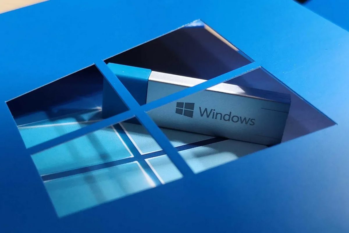 Could these be some of Windows 12's system requirements? How-to-change-Windows-10s-Wallpaper-without-activation-scaled.jpg