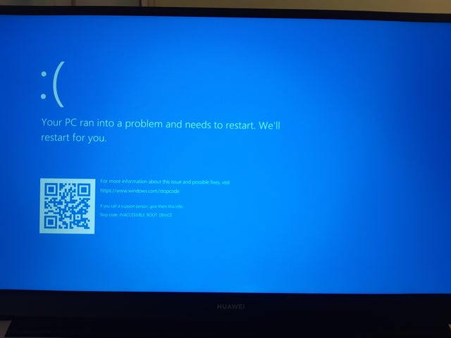 Blue screen of death says INACCESIBLE_BOOT_DEVICE, how can I fox this? hrikcskmi3t61.jpg