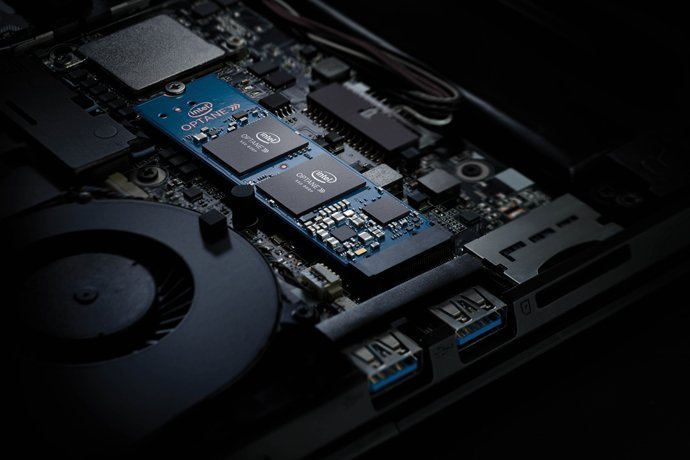 Combining Intel Optane and Intel QLC 3D NAND technologies Intel-Optane-SSD-800P-3.jpg