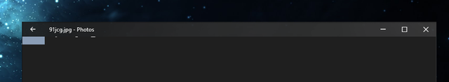 Anyone have this UI bug with the recent Photos update? M-qFh8u20auL9hM06zHfzZSh_rZTURM_ugjG60o4z28.png