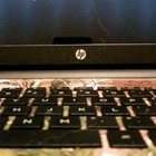 I just updated this and go onto my laptop and this happens.. (Dont mind my reflection..... O1wIAGTGOS3ixc5u3V9epuYZGElHsXXy1lSD88OuyUU.jpg