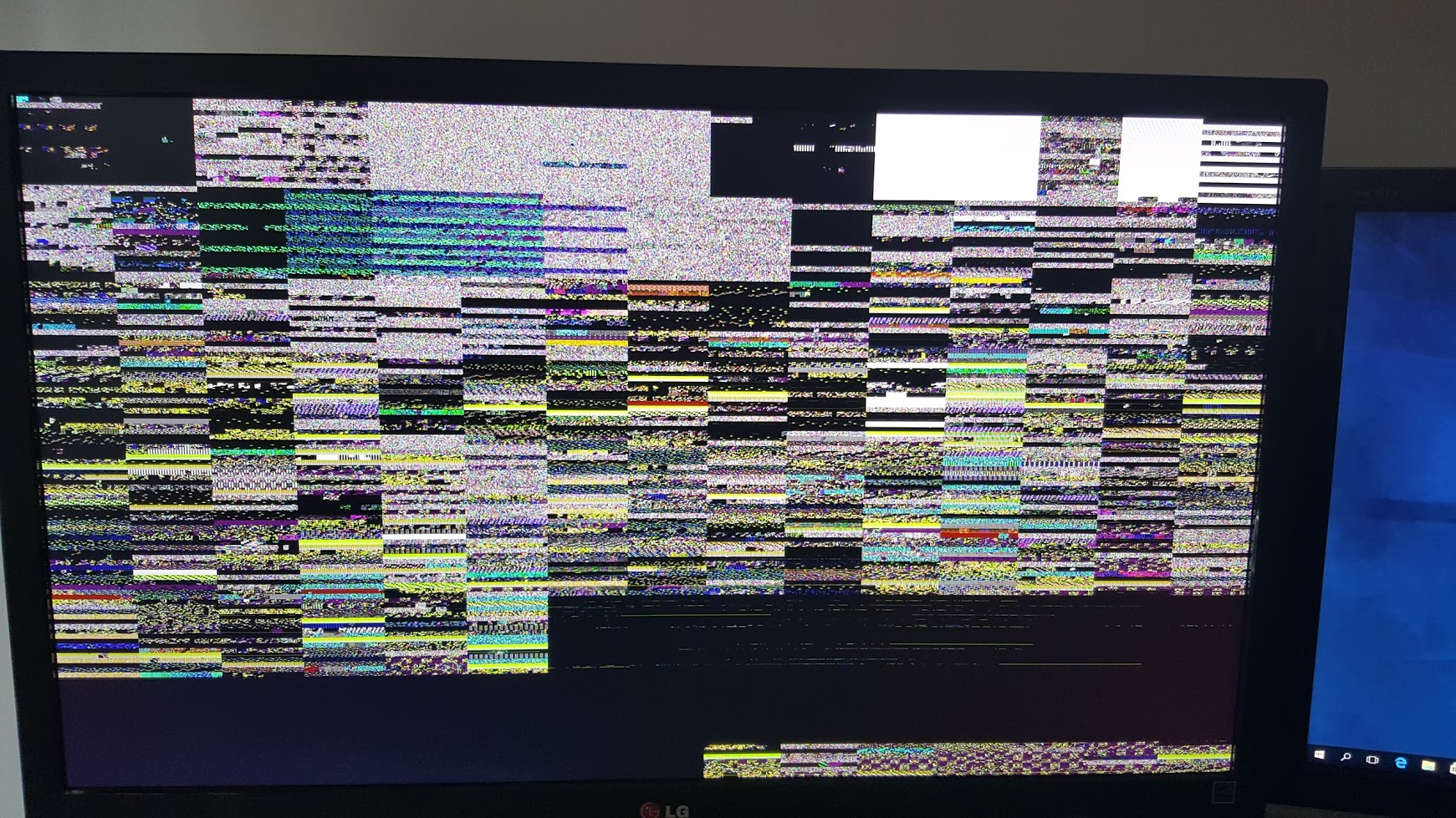 Computer crashes randomly after updating drivers OHaqf.jpg