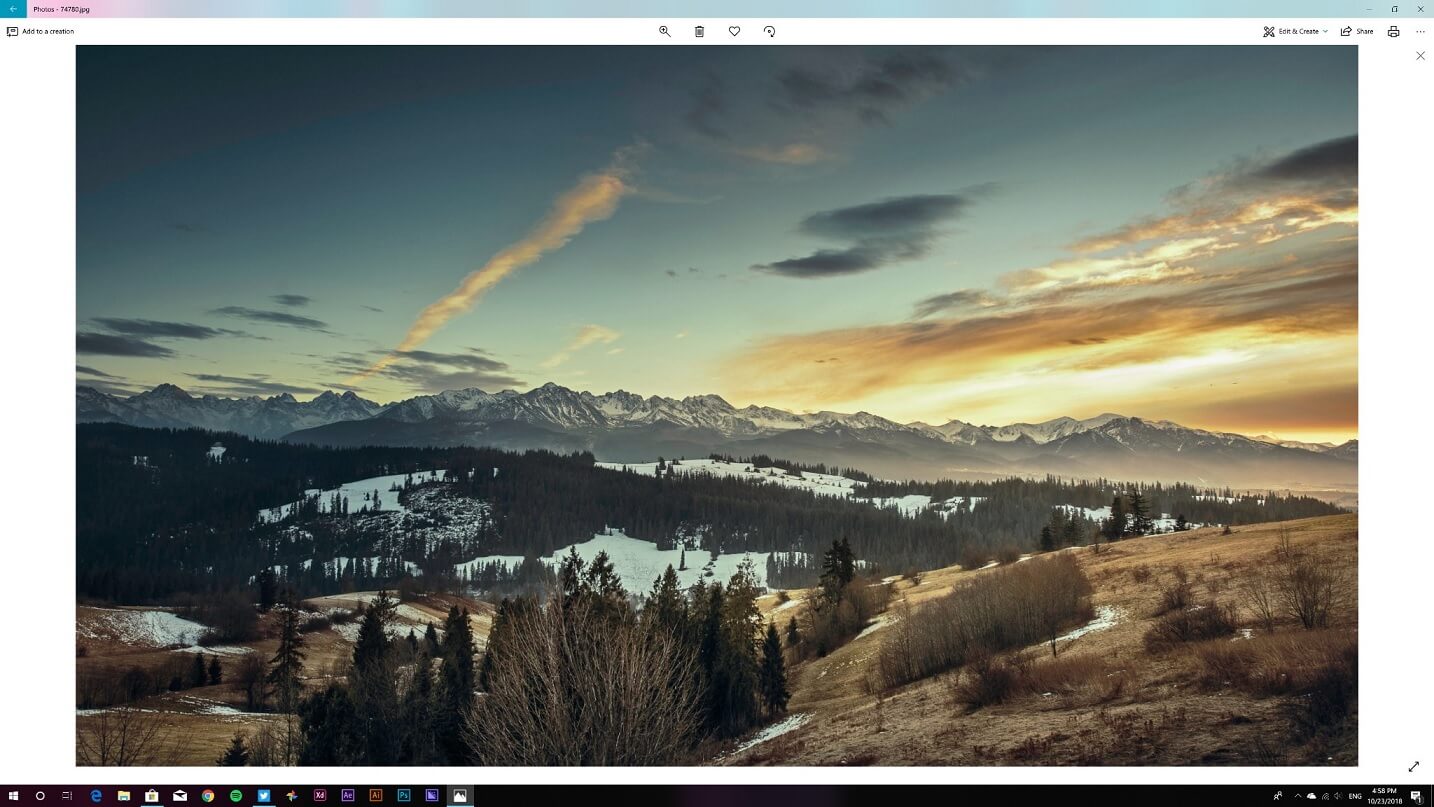 Microsoft Photos’ viewer now has a light theme on Windows 10 Photos-Viewer-app.jpg