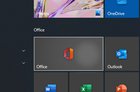 Reveal effect is glitched when a tile or a menu item in the Start menu is clicked. Present... QOnoABW4jVUSePtYVwI1-e49UoihyzbJcALm_-97D1E.jpg