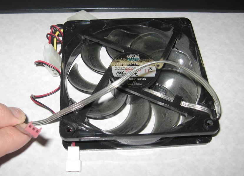 Front case 4 1/2" fan replacement QonVOaA.jpg