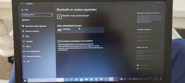 why can i not turn bluetooth on? it does not give me the option to rkgfijclc6r91.jpg