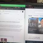 Anyone knows why my window is highlighted blue when using a different app? SBoE0tP6c_sS4PYHf7LLneVYyxNhVLN6j4DEHwDOhG8.jpg