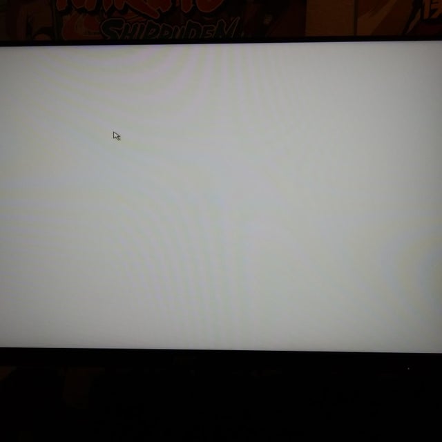 I've restarted my PC and went into safe mode, white screen when I log in...? srvwkckht9j91.jpg