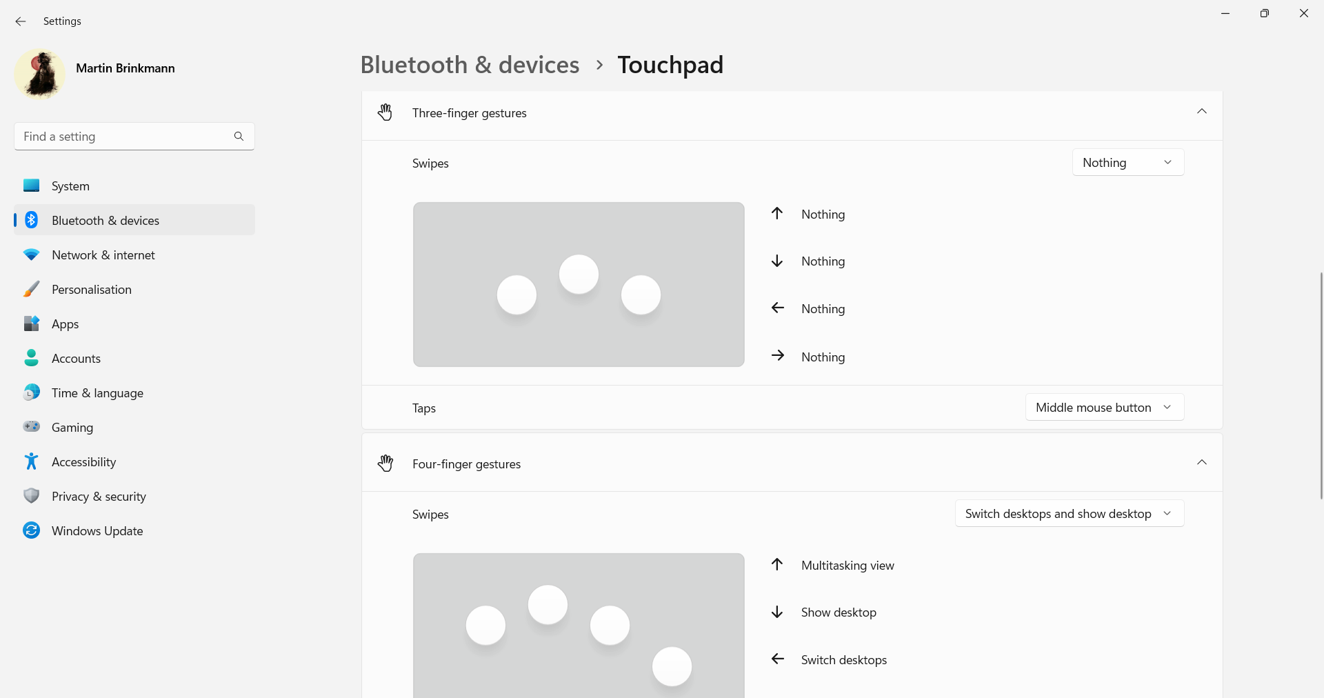 How to customize the touchpad on Windows 11 touchpad-three-four-finger-gestures.png