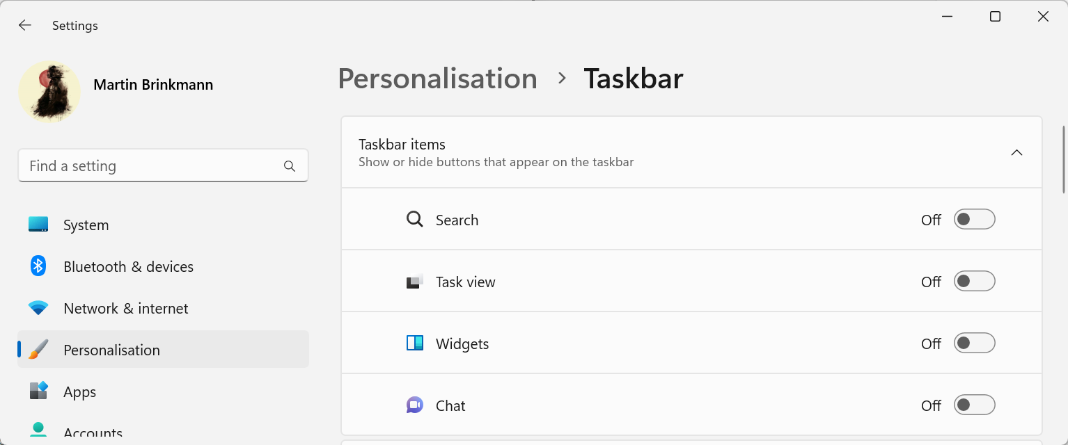 The big search field on Windows 11's taskbar is unnecessary turn-off-search-windows-11.png