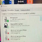 My microphone keeps enabling and disabling constantly and I can’t use them on this pc only up4ekUTqwLmZ0lfuC43CSx9eni-cgwr196SkUT2dLfI.jpg