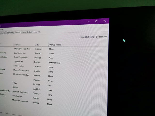 Win 10 just stuck like this, help? I have more than 2tb of files on it vn1uhkwu6ir61.jpg