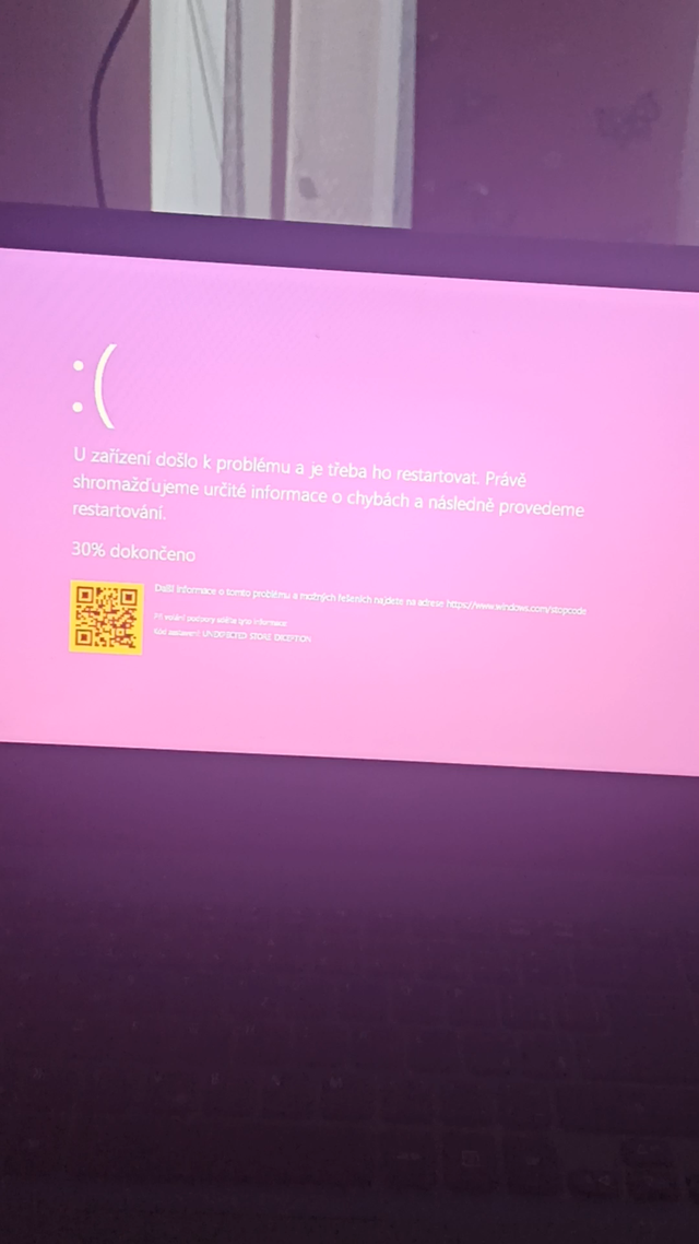 Windows 10 PSOD?!?!?! VN95EGMI2j9wt8XlDumsgQCCluzHFL6_5fXlYpixLLQ.png