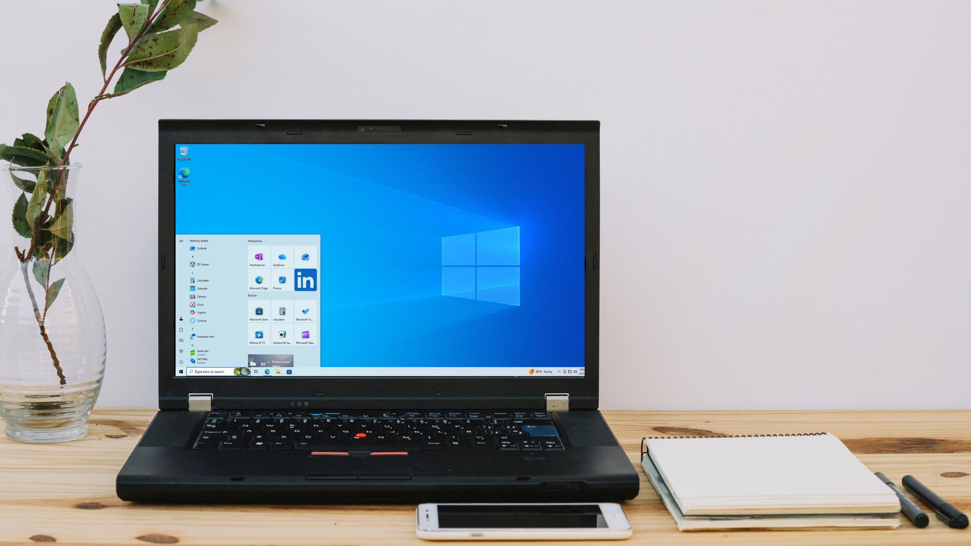 5 years later, Windows 10 refuses to die, and Microsoft just can’t push holdouts to Windows 11 Windows-10-desktop.jpg