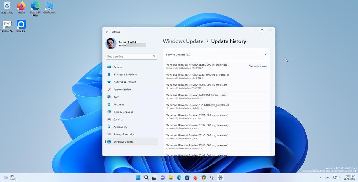 Windows 11 Insider Preview Build 25231 enables the Tablet-optimized taskbar on all... Windows-11-Insider-Preview-Build-25231.jpg