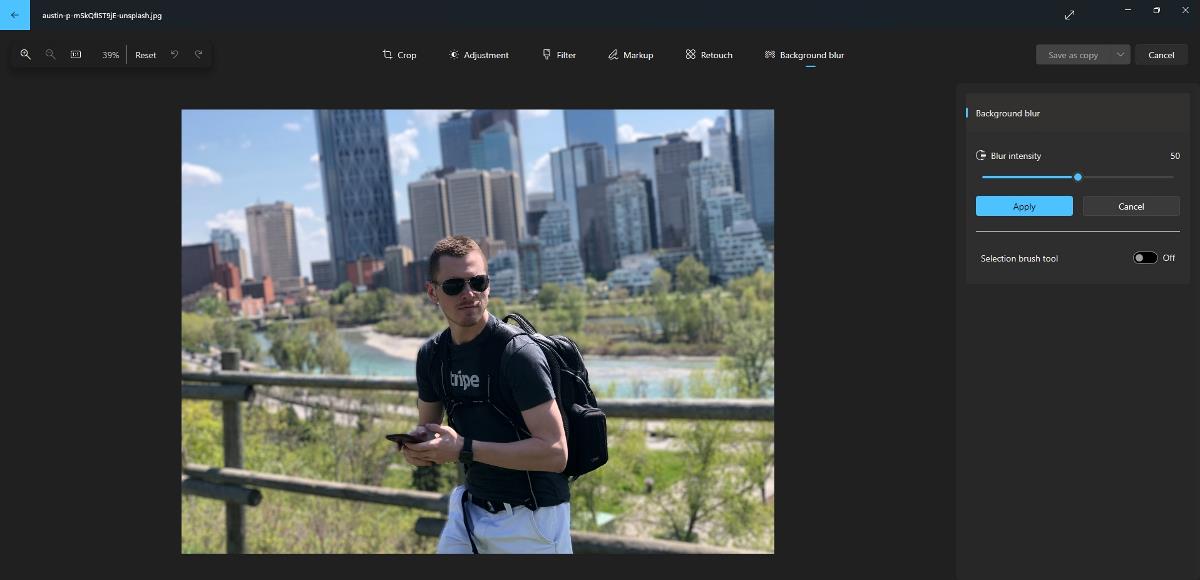 Windows 11's Photos app adds support for motion photo, background blur, search Windows-11-Photos-app-preview-background-blur.jpg