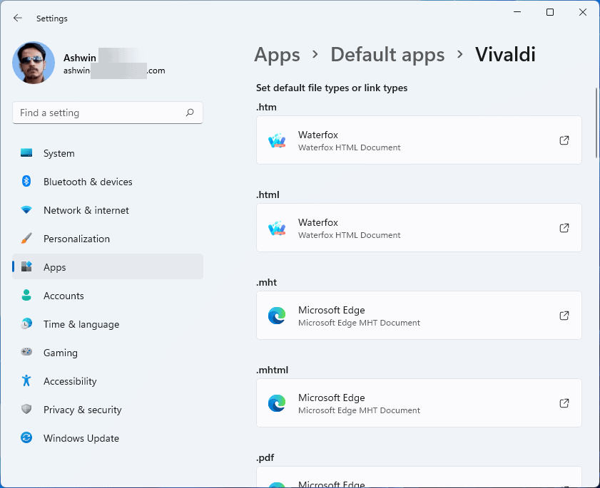 Windows 11 Build 22509.1000 rolls out to the Insider Preview Developer Channel with... windows-11-set-default-browser-manually.png