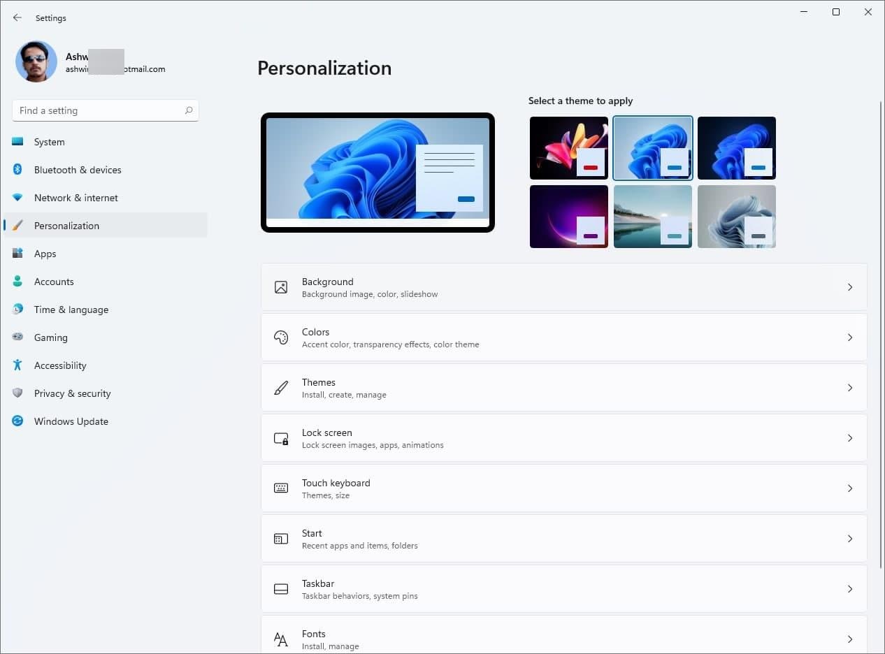 We take a tour of what's new in Windows 11: Start Menu, Explorer, Notifications Panel,... Windows-11-Themes-Personalization.jpg