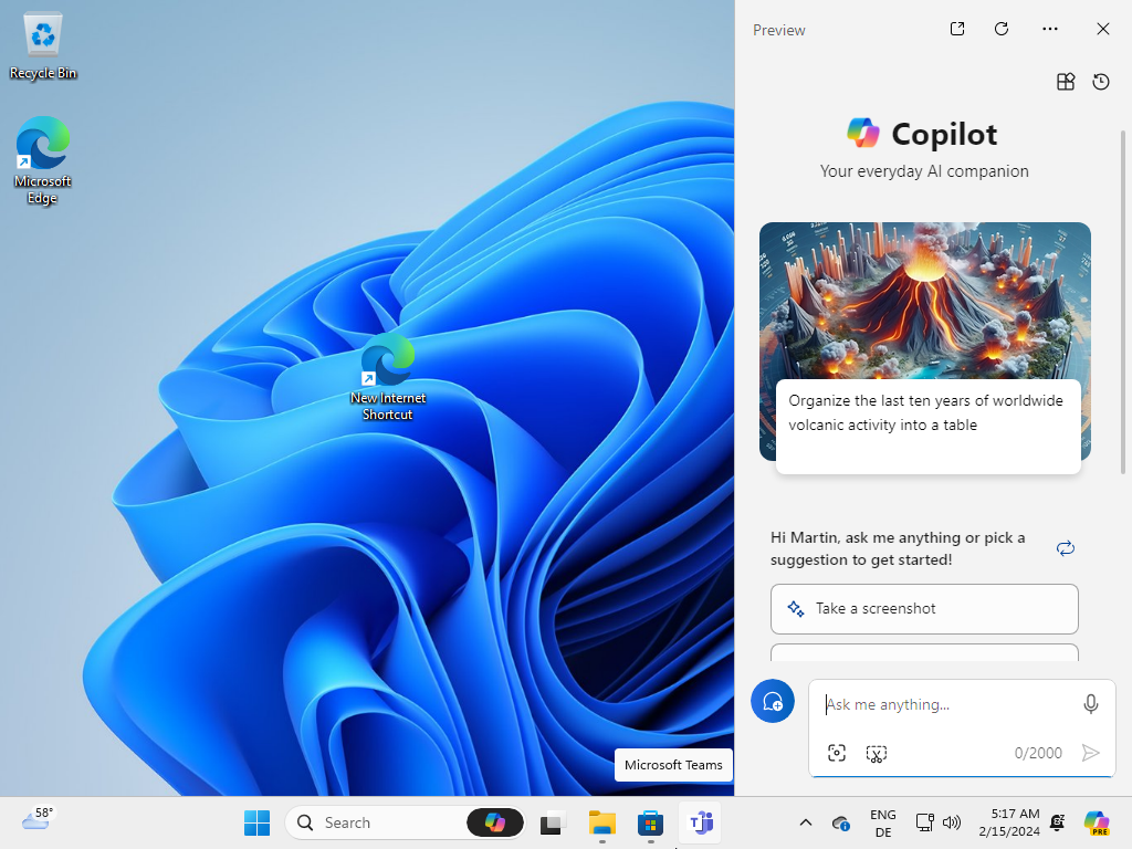 Windows 11: Microsoft replaces Show Desktop with Copilot on taskbar windows-copilot-icon-taskbar.png